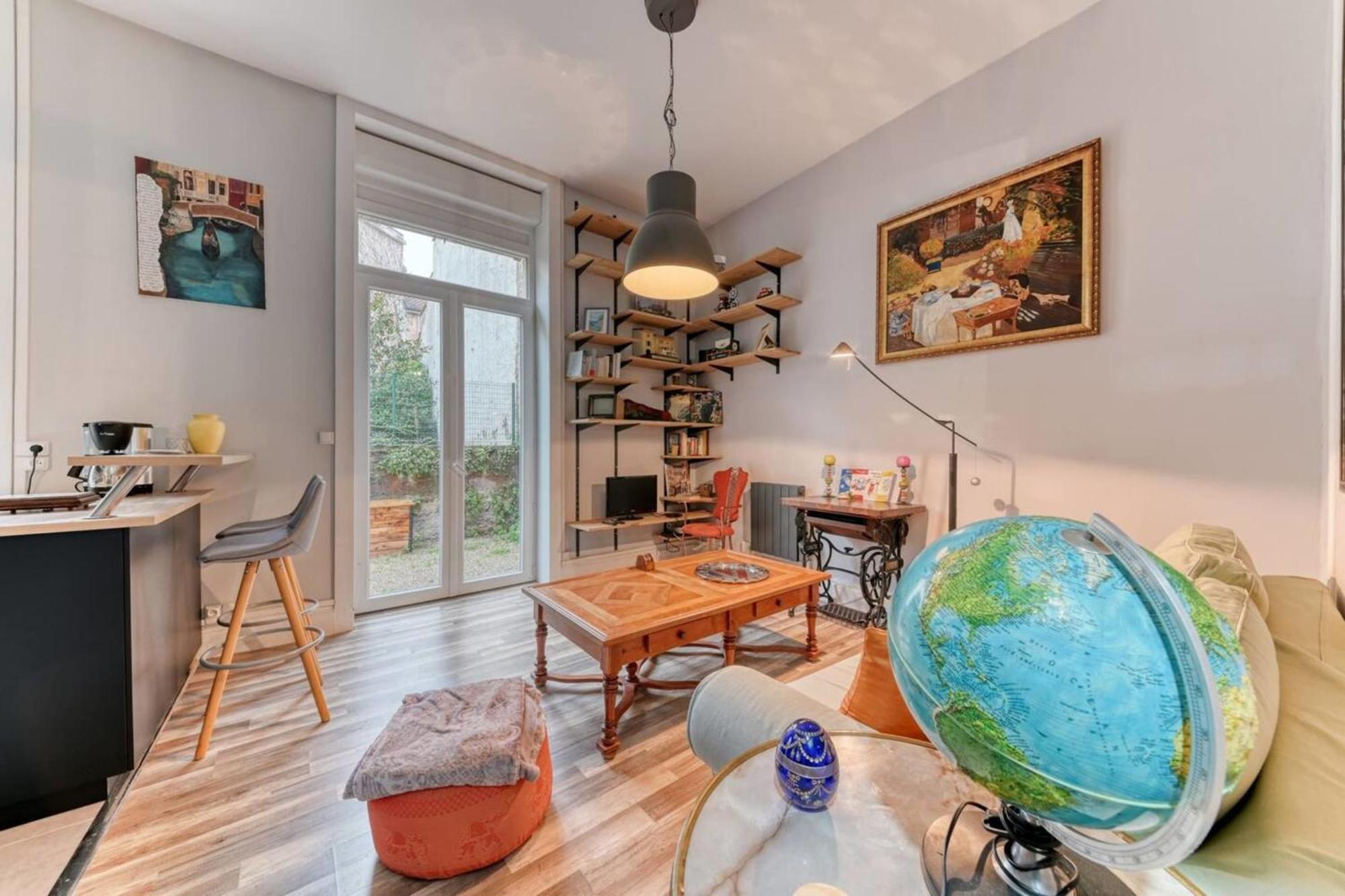 Le Garden City - Bel Appartement Avec Jardin Prive Вийёрбан Экстерьер фото